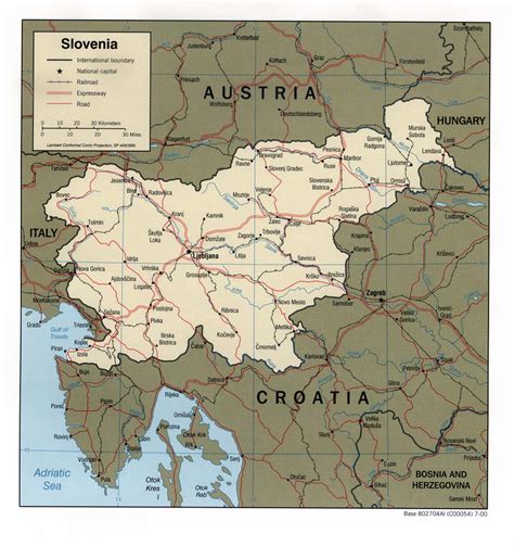Mapa Político de Eslovenia 2000   Tamaño completo | Gifex