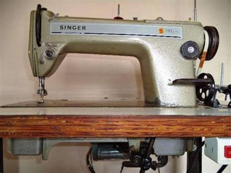 Maquina de Costura Reta Industrial Singer 191 | Móvel de Antiquário ...