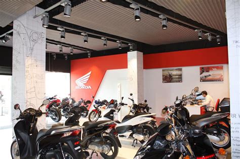 MAQUINA VALENCIA | Concesionario Oficial Honda Motos en ...