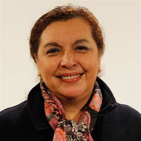 María Cristina Levet   Universidad Santo Tomás