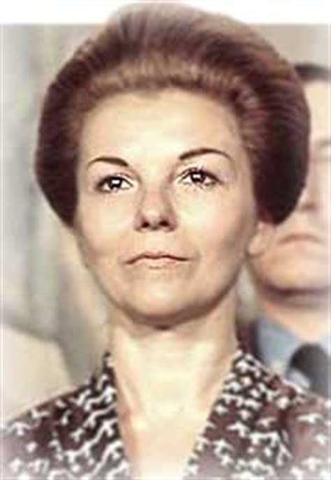 María Estela Martínez de Perón   Isabel Perón