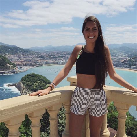 María Levy, hija de Mariana Levy, disfruta de sus vacaciones por Europa