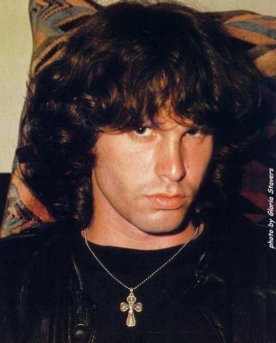 Más de aquí y menos de allá.: Jim Morrison está vivo  Según Ray Manzarek