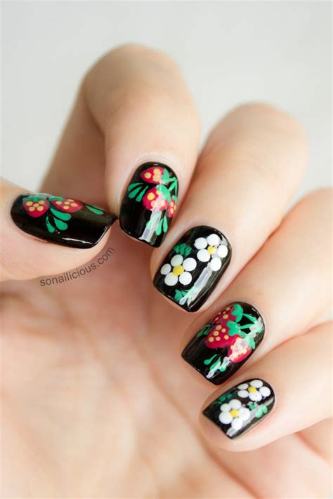 Matryoshka Doll Inspired Russian Nails | Floral nails, Finger nail art ...