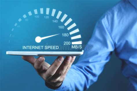 Medida Da Velocidade Do Internet Conceito Do Internet E Da Tecnologia ...