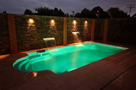 medidas de piscinas para casas   Buscar con Google | Fotos ...