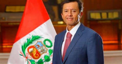 MEF: David Tuesta Cárdenas juramentó como nuevo Ministro de Economía y ...