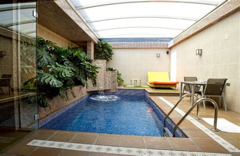 Mejores hoteles con Jacuzzi o piscina privada en Madrid ...