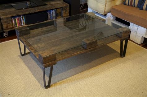 Mesa hecha con palets recicladosAncho de la mesa: 80Largo ...