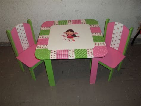 Mesa y sillas para niñas | Mesa y sillas, Silla para niños ...