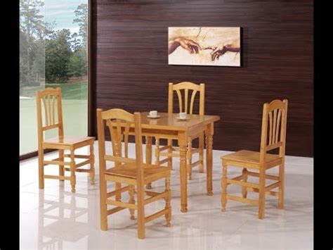 Mesas, sillas, taburetes y literas rusticas de madera ...
