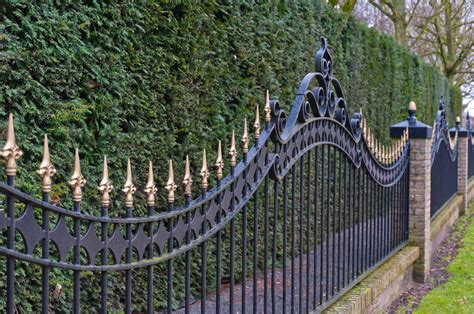 Metal Fences | Aluminum Fence | California Fence Company