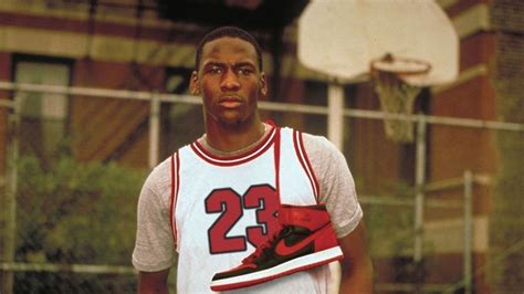 Michael Jordan, ¿obligado a firmar con Nike?