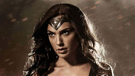Michelle MacLaren Set to Direct and Develop Wonder Woman ...