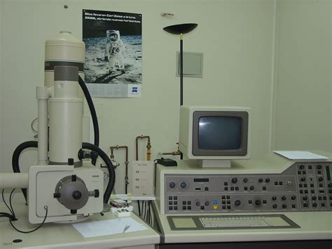 microscopio electrónico de barrido