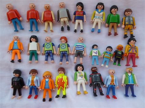 MIL ANUNCIOS.COM Lote de 25 muñecos de playmobil