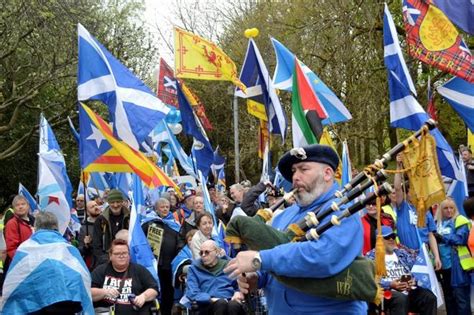 Miles de escoceses piden un nuevo referéndum | Internacional