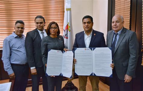 Ministerio Público y Alcaldía de La Vega acuerdan promover reinserción ...
