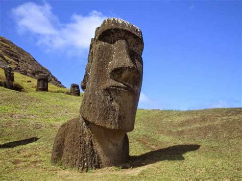 Moai i famosi volti dell’Isola di Pasqua hanno un corpo ...