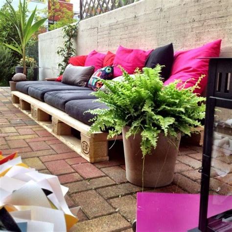Mobiliario de jardín con palets  exclusividad en tu patio.