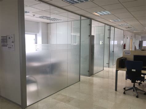Mobiliario de oficina para un call center en Sevilla