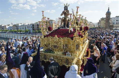 Momentos mágicos de la Semana Santa | Sevilla City Centre