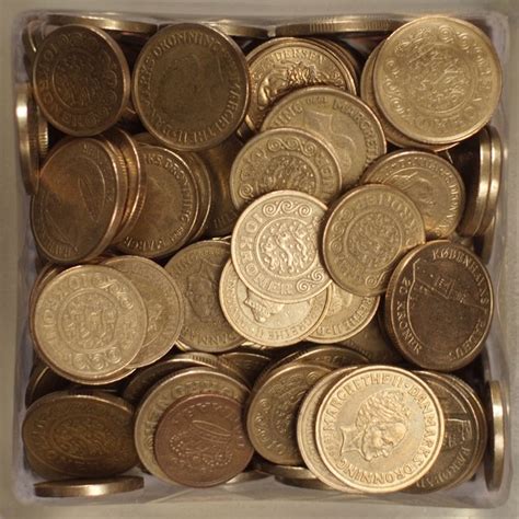 monedas danesas en un frasco de vidrio | stock de fotos ...
