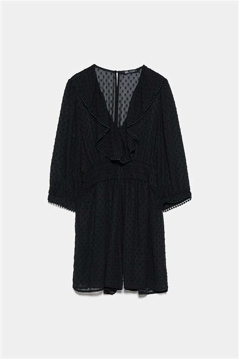 Mono negro de Zara  29,95  | Estas prendas recién llegadas a la...