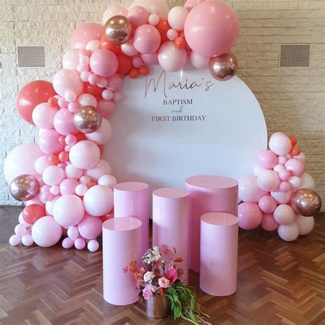 Montaje de decoración con globos para bautizos color rosa | Ideas para ...