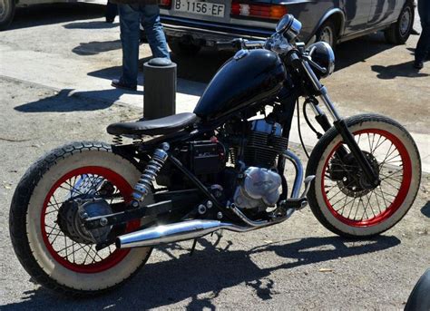 moto customizada 125 Pesquisa Google | Bobber, Custom motorcycles ...