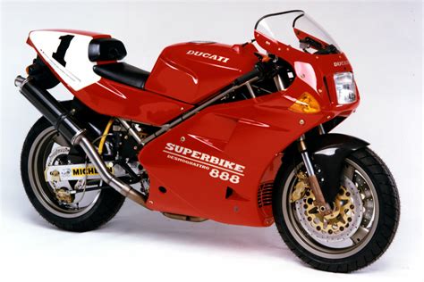 Moto del día: Ducati 888 | espíritu RACER moto