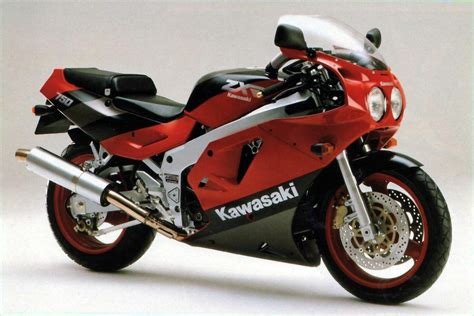 Moto del día: Kawasaki ZXR 750 Ninja/Stinger  H1/H2  | espíritu RACER moto