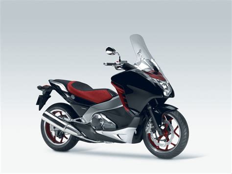 MOTO DESIGN E PASSIONI: Honda Automatica Spyshot