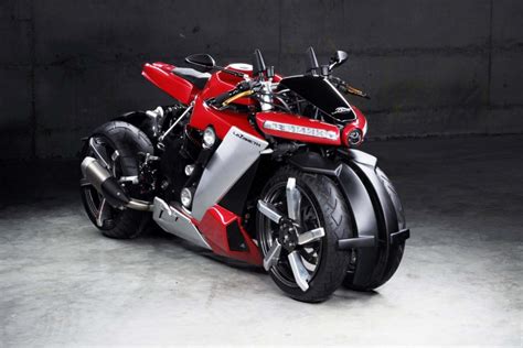 Moto francesa de quatro rodas usa motor de Yamaha R1 e ...