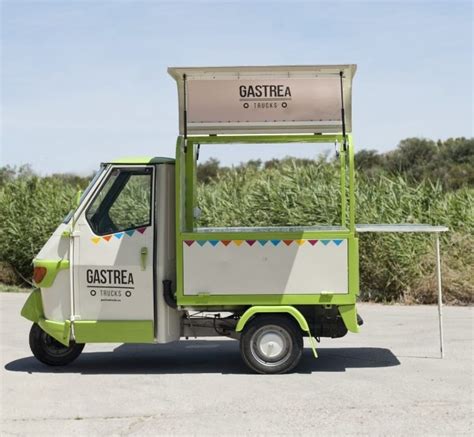 Motocarro verde y crema | Food trucks en alquiler | Foodtruckya España