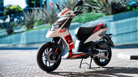 Motos: marca italiana comenzará a fabricar un scooter en Argentina   El ...