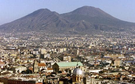 Mount Vesuvius erupting  is actually Italian fighter jets ...