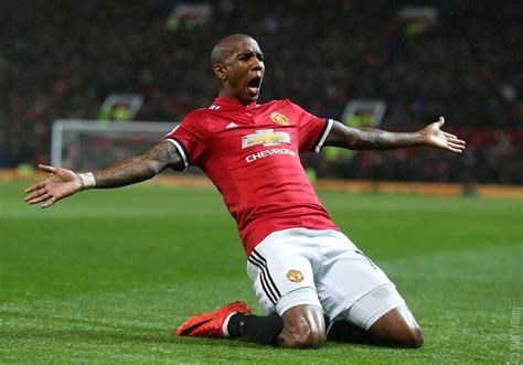Mourinho, Twitter reaction to Ashley Young two goals vs ...