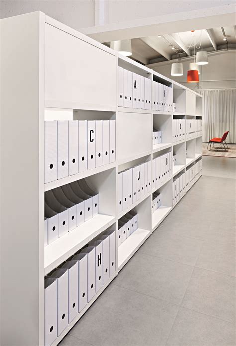 Mueble para archivos con diferentes divisiones. | Oficina ...