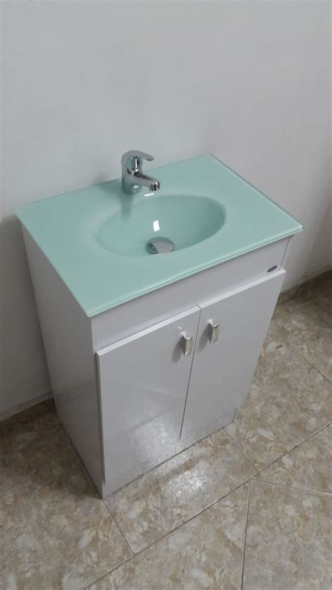 Mueble Para Baño Bacha En Color Verde Botella 50x35 Cm.   $ 4.500,00 en ...