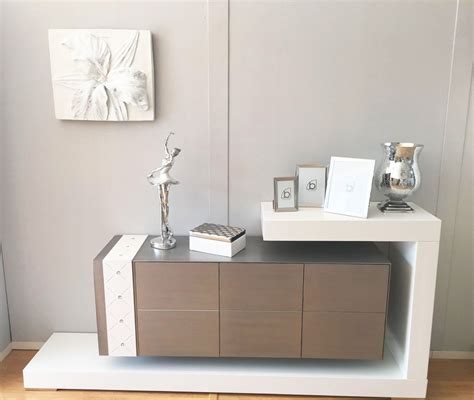 Mueble para recibidores modernos y de diseño