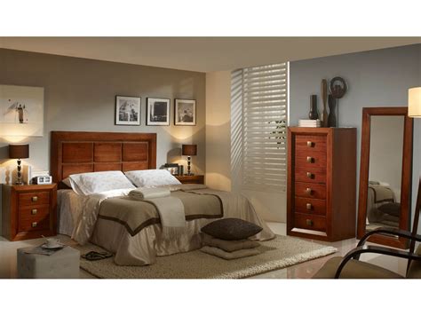 Muebles de dormitorio de matrimonio color nogal en madera Dm con cómoda ...