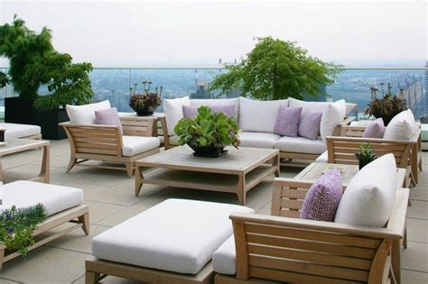 Muebles de terraza, tu propio oasis en casa.