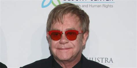 Muere la madre de Elton John: el cantante se había reencontrado con ...