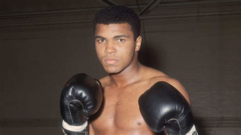 Muhammad Ali  Boxer  Wiki, Height, Weight, Age, Girlfriend ...