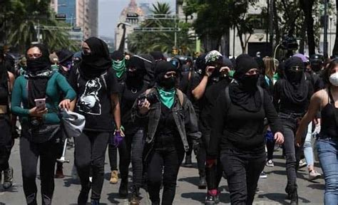 Mujeres exigen despenalizar el aborto en México tras el portazo de la SCJN