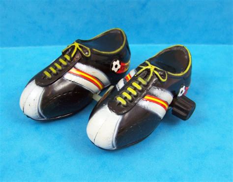 Mundial España 82   Wind Up   Black shoes