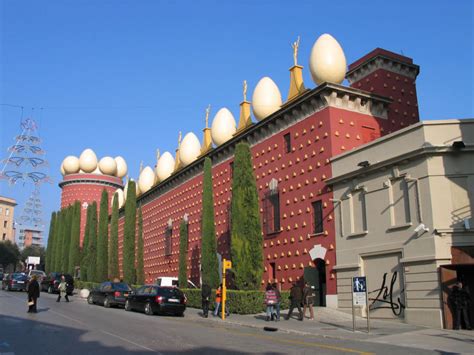 Museo Teatro de Salvador Dalí en Figueres   3viajes