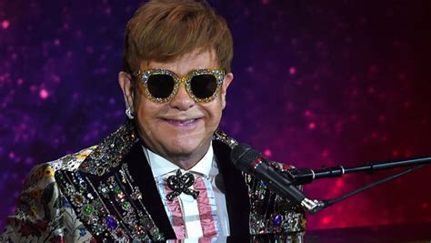 #Música: Elton John anuncia o lançamento de  Revamp  com diversos ...