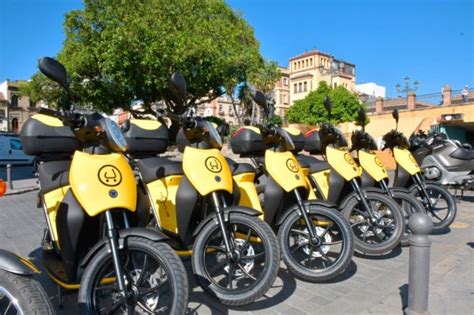 Muving inicia en Sevilla su servicio de alquiler de motos ...